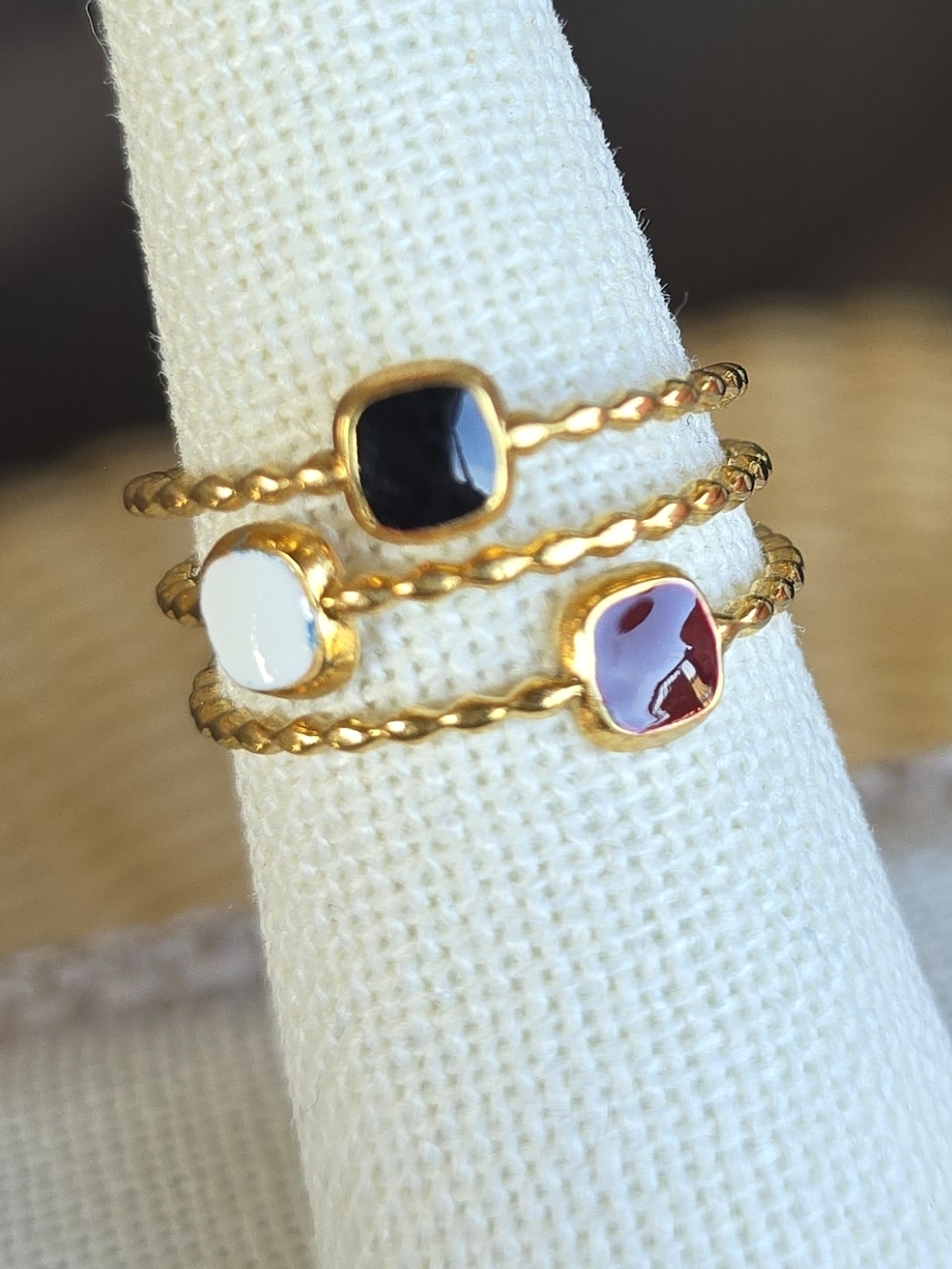 NWOT Fashion Twist Enamel Adjustable Ring